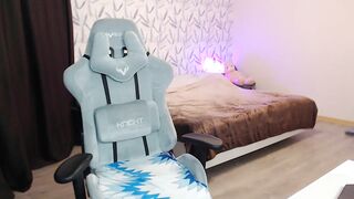 miss_anna909 - [Video] dominant orgy lesbian long hair