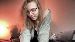 lillybambus - [Video] cum piercing spank ticket show