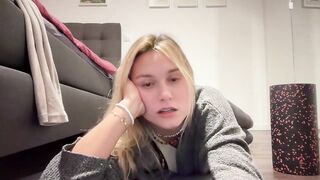 sarahsapling - [Video] babe cutie horny anal