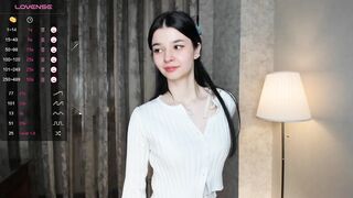 nice_kisss - Video [Chaturbate] biceps Divine decolletage mistress porn-game