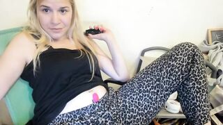 nocages____ - [Video] creamy leggings alone free fuck clips