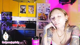 psyheya - Video [Chaturbate] barefeet piercings balloons rimming