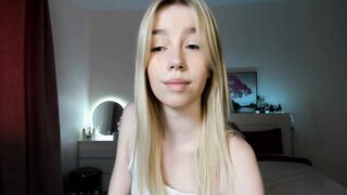 _emiliaaa - Video [Chaturbate] VeDO Gee Plus fascinating model blows Private Video