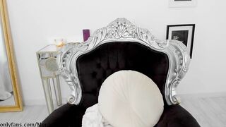 moniqueeass - [Video] big clit cute spit petite