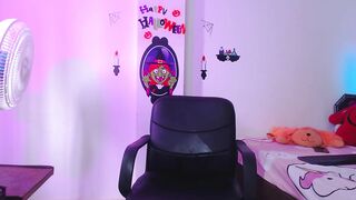 stephanie_williams - Video [Chaturbate] ameture-porn rich titties guy-fucks-shemale