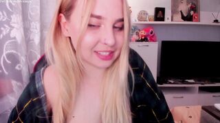 sweetmila1 - [Video] girlnextdoor goddess leggings big pussy lips