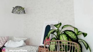 grettabenett_ - [Video] smile huge dildo kissing playing