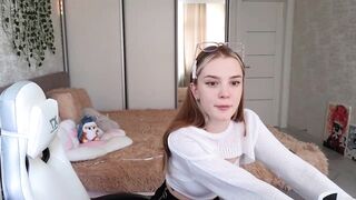 cyberslime - Video [Chaturbate] groupshow fingering deep bigtits
