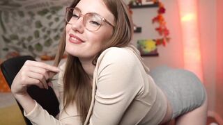 emma_ruby - Video [Chaturbate] curves amateur-video feetshow pansexual