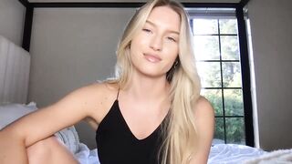 thezabrina - [Video] smile femdom slut lesbian