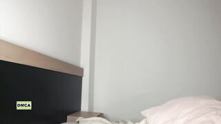 latinella - [Video] pretty face tease belly flexible