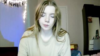 lilllylovyou - [Video] curvy stocking squirt fit