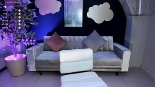 niaholland - [Video] free real porn erotic European femdom