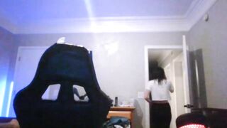 rawbay - [Video] queen kissing latex mature