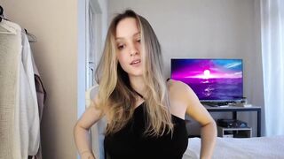 fflloowweerr - [Video] lovense armpits dance big clit
