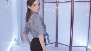 silent_chill - [Video] latex teen strapon deep throat