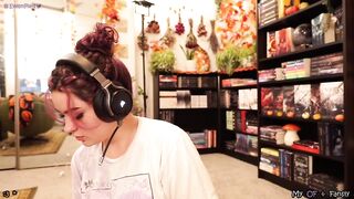 evelynpiers - [Video] doggy huge dildo bdsm fun