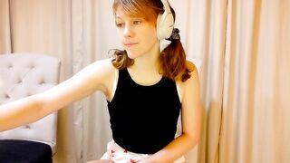 its_lily - [Video] shy dance big pussy solo