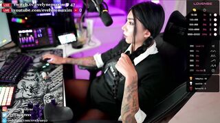 evelyne92 - [Video] piercing bisexual goddess passion