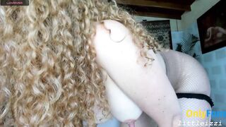 little_izzi - Video [Chaturbate] oralsex Thrilling Pulsations Lovehoney Curved Silicone girl-girl