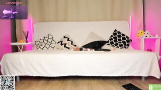 sweety____emma - Video [Chaturbate] Virtual erotic performance Luscious Lips boots ametuer-porn