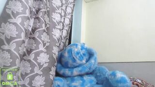 the_right_girl - [Video] fuck machine flexible tiny latex