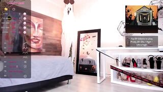 ella_pridee - [Video] leggings slave pink huge boobs