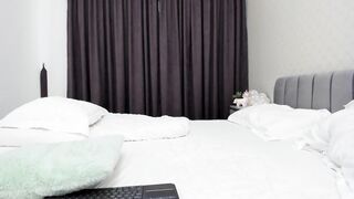 _jollie_joy - [Video] slave face fucking sister braces