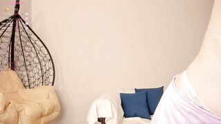 juliepenningtona - [Video] mature face fucking deep piercing