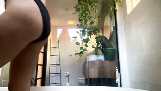 valvondoom - [Video] cam young handjob doggie style