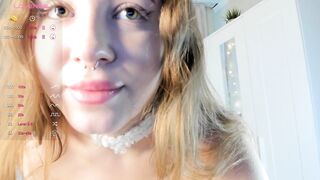 maisiecerys - Video [Chaturbate] CamGirl culonas with Tantus Severin