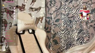 ari_02 - Video [Chaturbate] raw sloppy cutieman toned bum