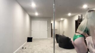 riababe - Video [Chaturbate] red step-sister chupando babe