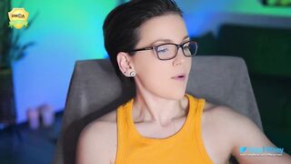 tiffanyriox - [Video] heels hair pussy shaved big clit