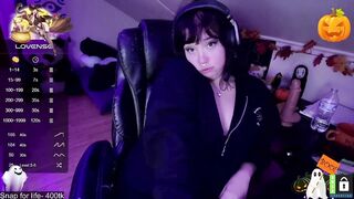 lunalaneee - Video [Chaturbate] Video chat model screaming mtf Svelte legs