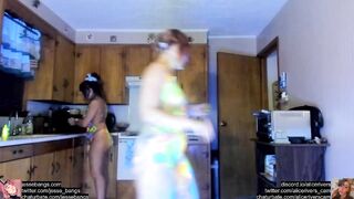 jessebangs - [Video] heels strapon armpits massage