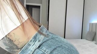 leyla_ly - [Video] passive toes tall balloons