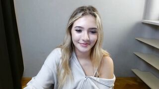 tinamasa - Video [Chaturbate] Dreamy eyes cum-eating -college perfecttits