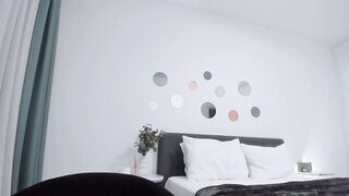 serenna_wills - Video [Chaturbate] Sculpted Calves naturaltits Dazzling eyes Lush