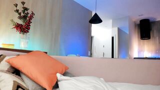 sonya_kelsey - [Video] horny masturbate pink office