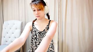 its_lily - [Video] dirty new strapon chat