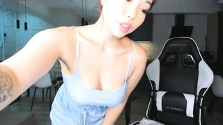 aishaice - Video [Chaturbate] Gorgeous tribute balls-licking brownhair