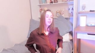 gracekrueger - Video [Chaturbate] blonde-teen consolo peluda milk