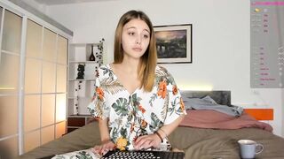 l0ve_sh0w - Video [Chaturbate] little Thigh-high stockings vecina bigbelly