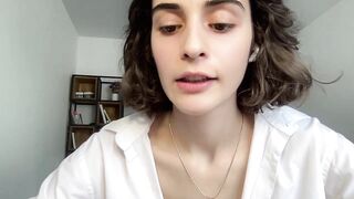 wonderland_stia - Video [Chaturbate] costume cum-on-ass Sensual Trembling Wireless bra