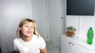 tenderina - Video [Chaturbate] mommy tail women-sucking squirt