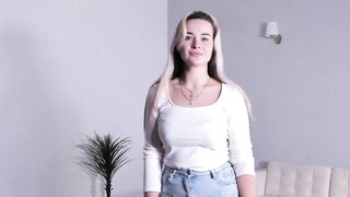 chloe_groovy - Video [Chaturbate] erotic adventure maid girlsfucking no-condom