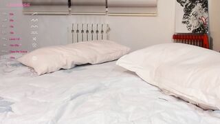 ui_seul - Video [Chaturbate] amigo lovely clamps shaved-pussy