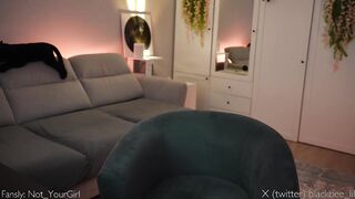 _blackbee_ - [Video] role-play nest close up masturbate