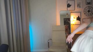 sunnyfia - [Video] fansy mature dance girl